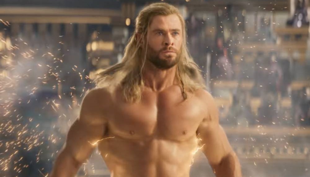 Thor: Love and Thunder REVIEW - Thunderously Boring